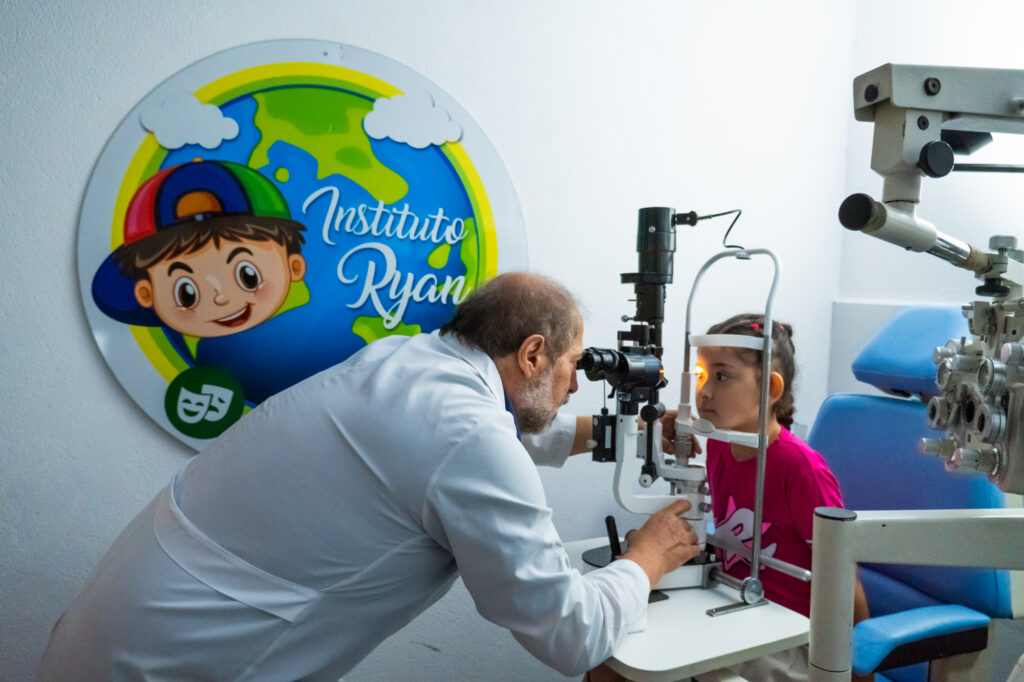 DSC09650-1024x682 Instituto Ryan realiza 91 consultas oftalmológicas e garante óculos gratuitos para crianças