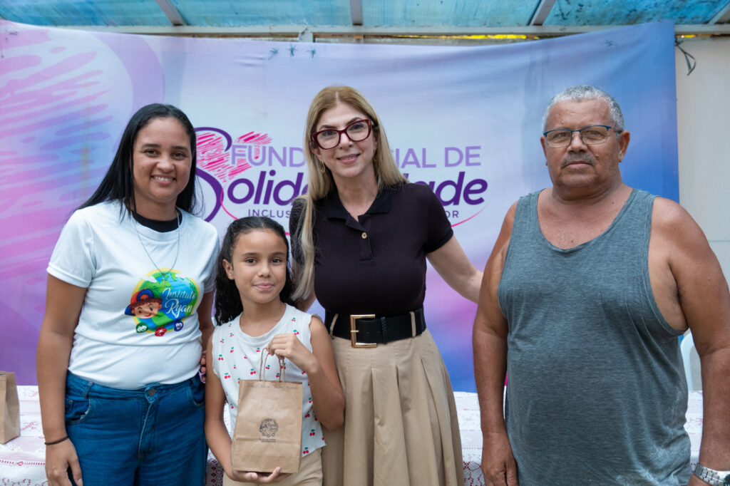 DSC09744-1024x682 Instituto Ryan participa de ação com o Fundo Social e entrega 80 óculos para crianças em Guarujá