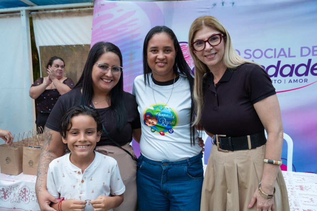 DSC09745-1024x682 Instituto Ryan participa de ação com o Fundo Social e entrega 80 óculos para crianças em Guarujá