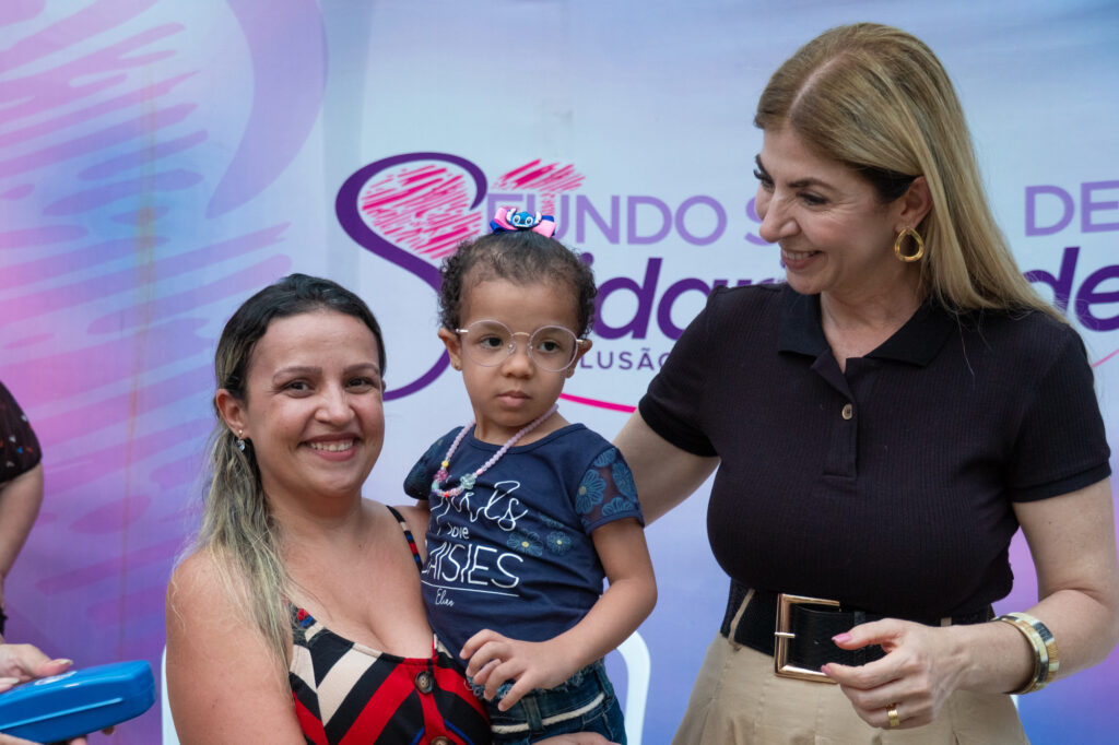 DSC09756-1024x682 Instituto Ryan participa de ação com o Fundo Social e entrega 80 óculos para crianças em Guarujá