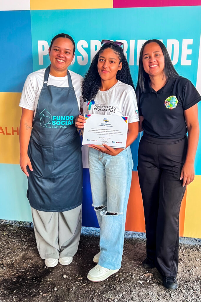 WhatsApp-Image-2026-06-24-at-16.36.41-682x1024 Instituto Ryan celebra a certificação de 16 alunos dos cursos de Doces Gourmet e Tortas Doces e Salgadas